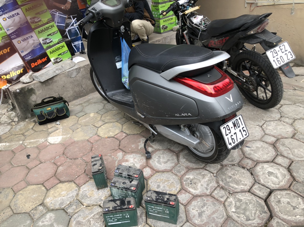 Thay ắc quy cho xe Klara A2 tại Phú Xuyên, Hà Nội